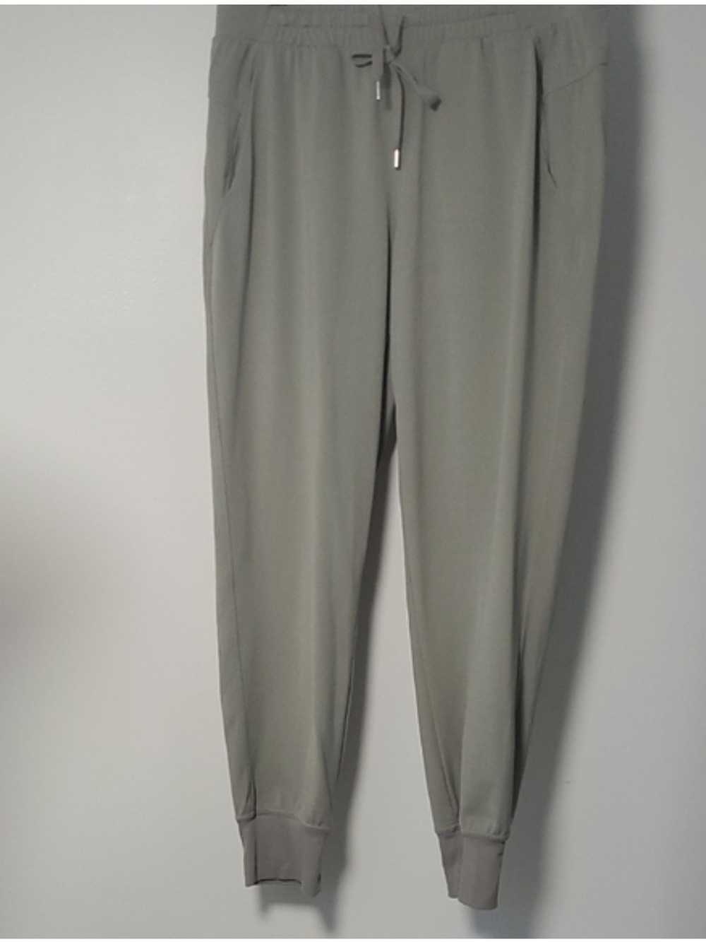 CALIA by Carrie Underwood Sage Green Drawstring Joggers